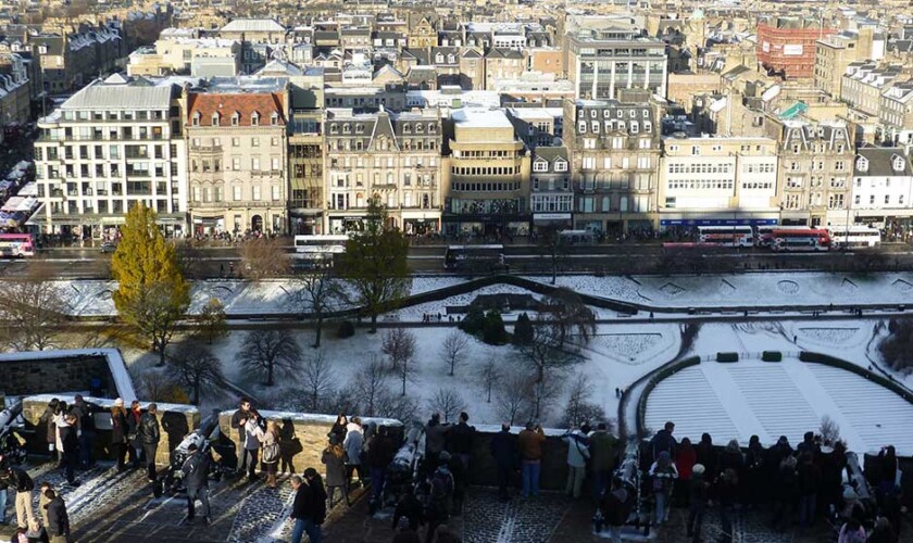 New-Town-dal-castello-di-Edimburgo
